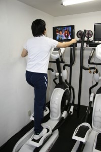 有酸素運動 クロストレーナー
