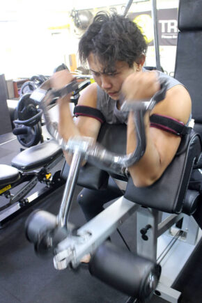 加圧トレーニングと筋肉量の増加について